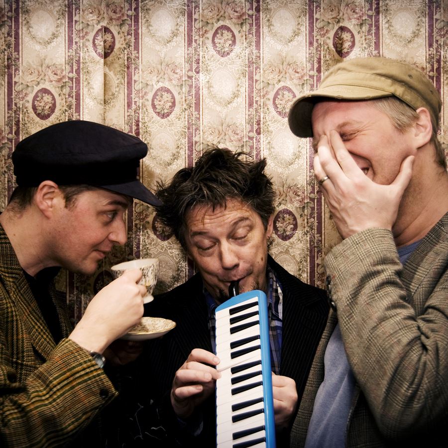 Harpandmonkeyfullsize